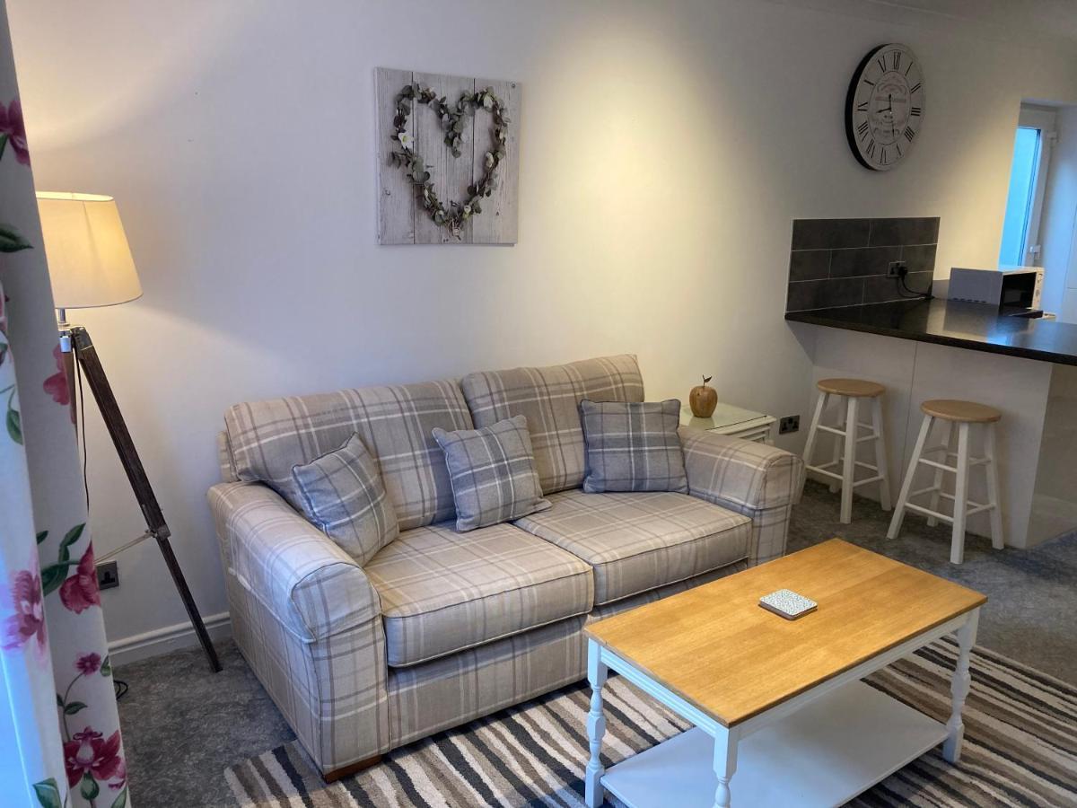 Modern 2 Bedroom Ground Floor Apartment With Parking Ripon City Centre Exterior photo